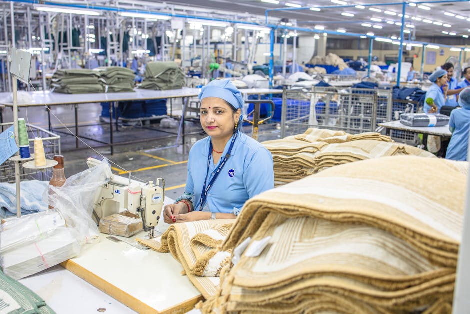Illustration du métier de Opérateur / Opératrice de finition en industrie du textile