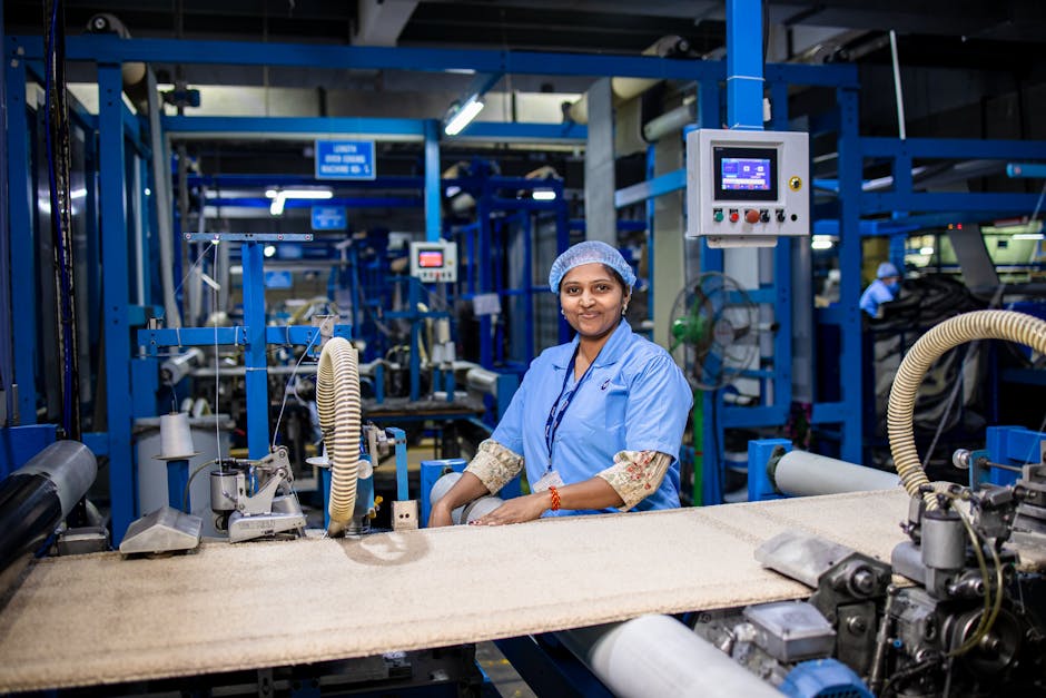 Illustration du métier de Opérateur / Opératrice sur machines automatisées en production électrique