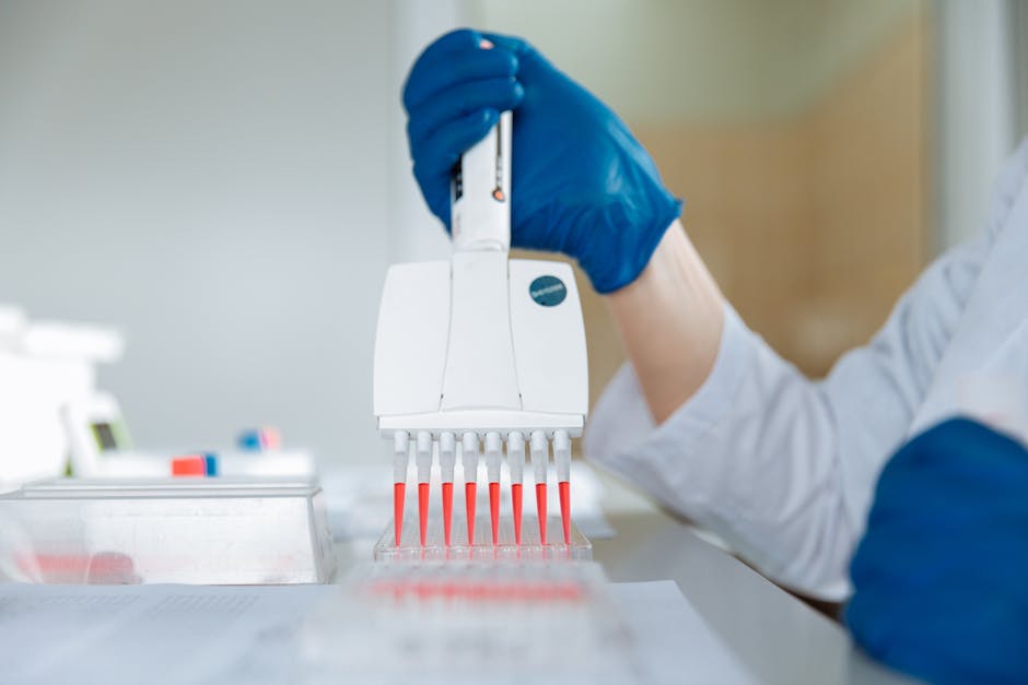 Illustration du métier de Technicien / Technicienne de laboratoire d'analyse industrielle